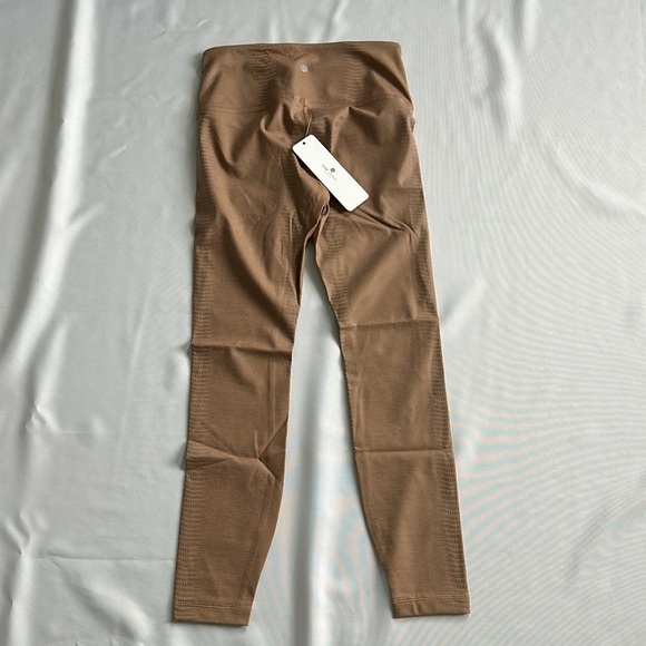 NWT CRZ YOGA Nude Matte Faux Leather Leggings "25 SZ XS - Picture 8 of 8